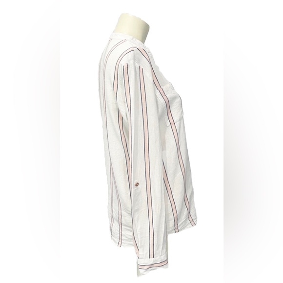 GUESS Women’s Striped Linen Button Down Shirt XS White Pink Roll Tab V-Neck - Picture 3 of 7